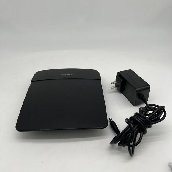 Linksys E1200 300 Mbps 4-Port 10/100 Wireless N Router - Picture 7 of 7
